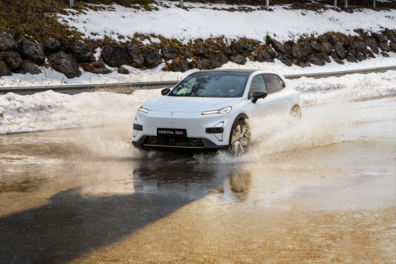 The CHANGAN DEEPAL S05 Arrives in the UK—Engineered Globally